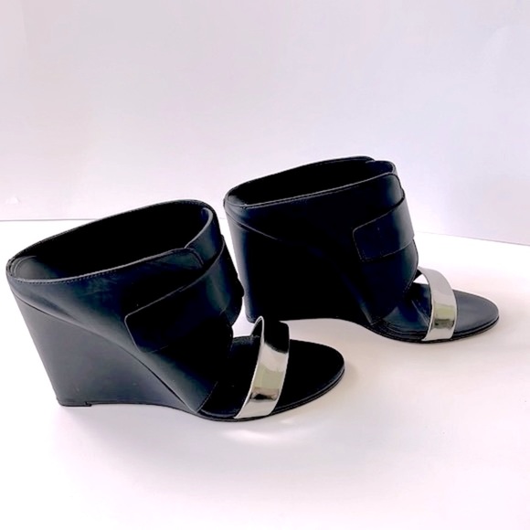 Vince 'Karina' Leather Wedge Sandal, size 8.5 - Picture 6 of 10